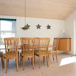 Three-bedroom In בית נופש *