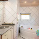 Three-bedroom In בית נופש