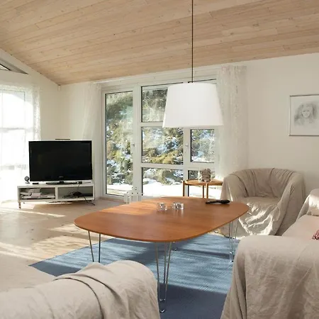 Three-bedroom In Holiday home Blokhus