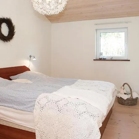 Amazing Home In Blokhus With Wifi بيت للعطل *